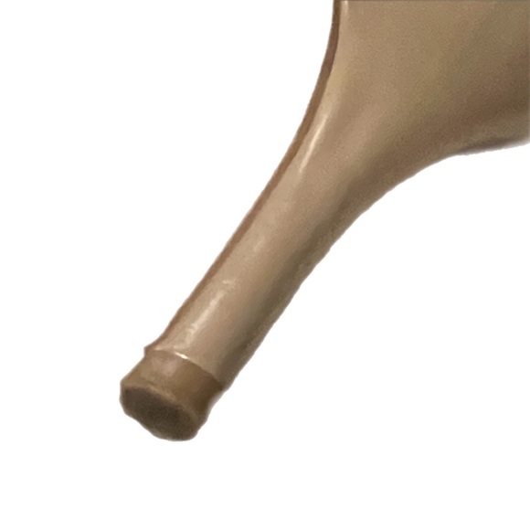 Steve Madden Sillly Nude Ankle Strap Patient Leather Heels Size 7.5M N3297 EUC - Picture 9 of 9